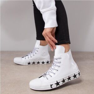 Rare Converse Women’s Miley Cyrus Chuck Taylor All Stars Sneakers Size 8.5 US